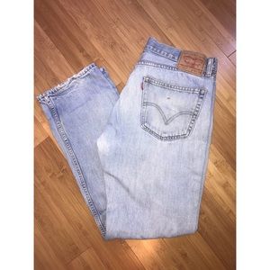Levi’s Classic Light Wash Men’s Jean